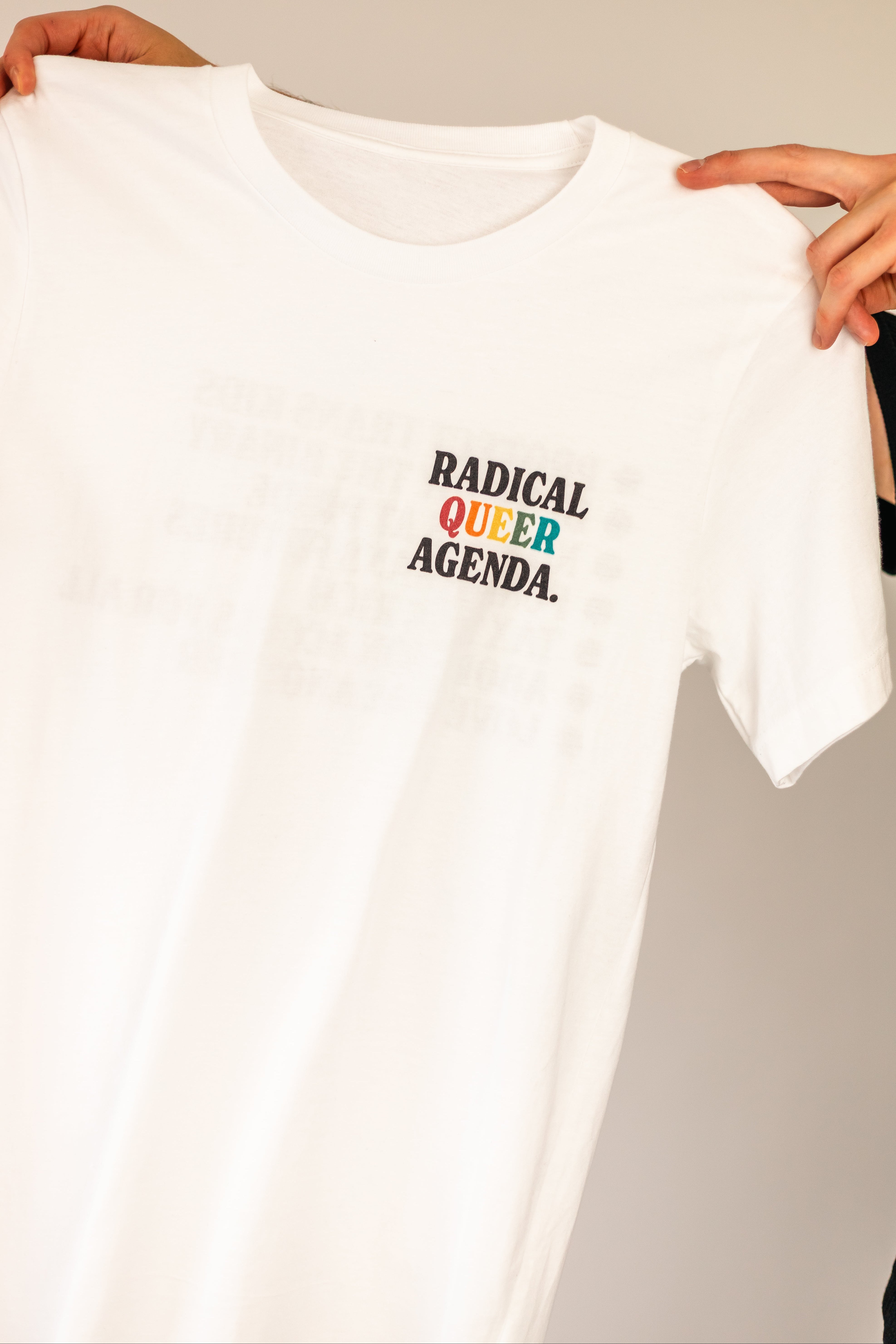 T-shirt unisexe « Radical Queer Agenda »
