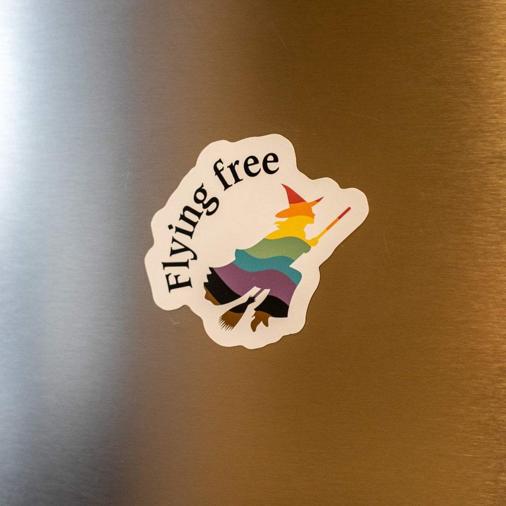 Flying Free Magnet