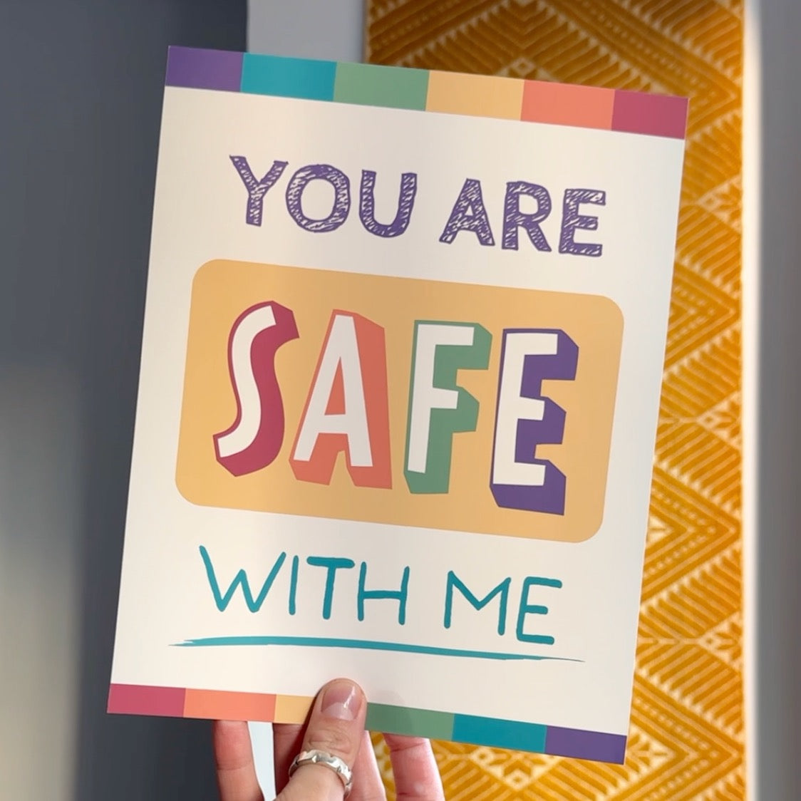 Estás a salvo conmigo Póster