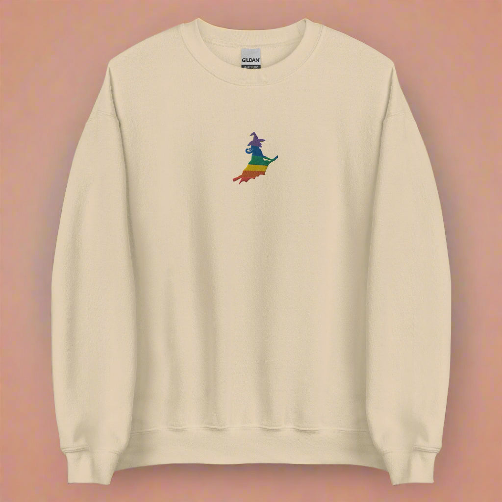 Sudadera unisex bordada de Halloween con bruja arcoíris